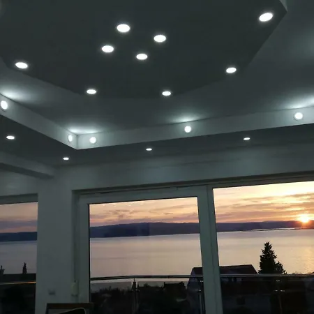 Apartment Blazevic, Heated Pool&jacuzzi