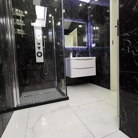 Apartment Blazevic, Heated Pool&jacuzzi Dramalj
