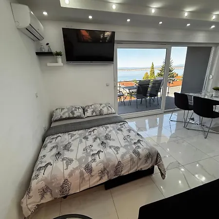 Апартаменты Blazevic, Heated Pool&jacuzzi *